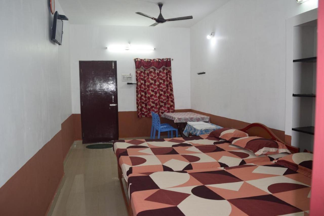 Velanganni Vinodth Homestay Exterior foto