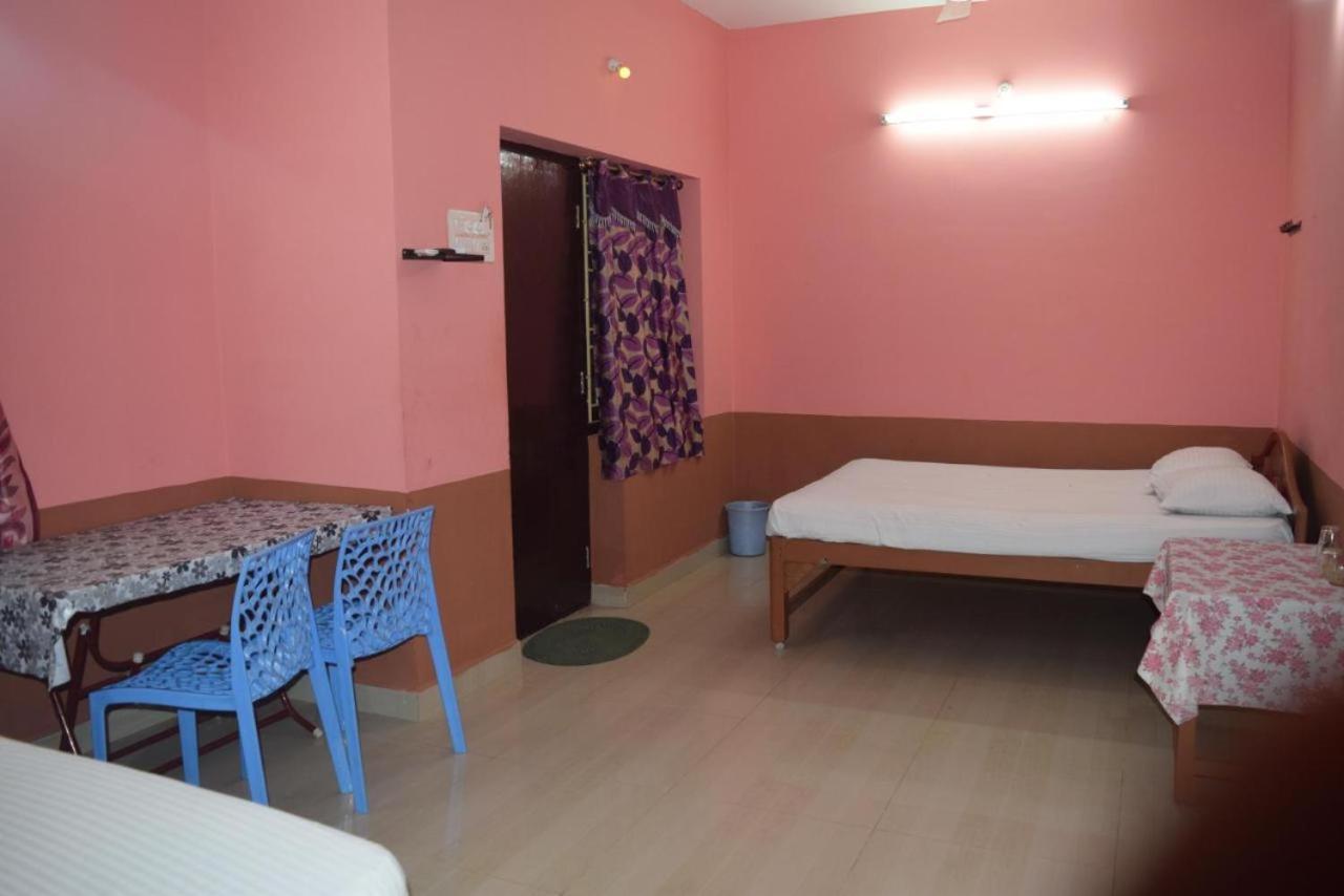 Velanganni Vinodth Homestay Exterior foto