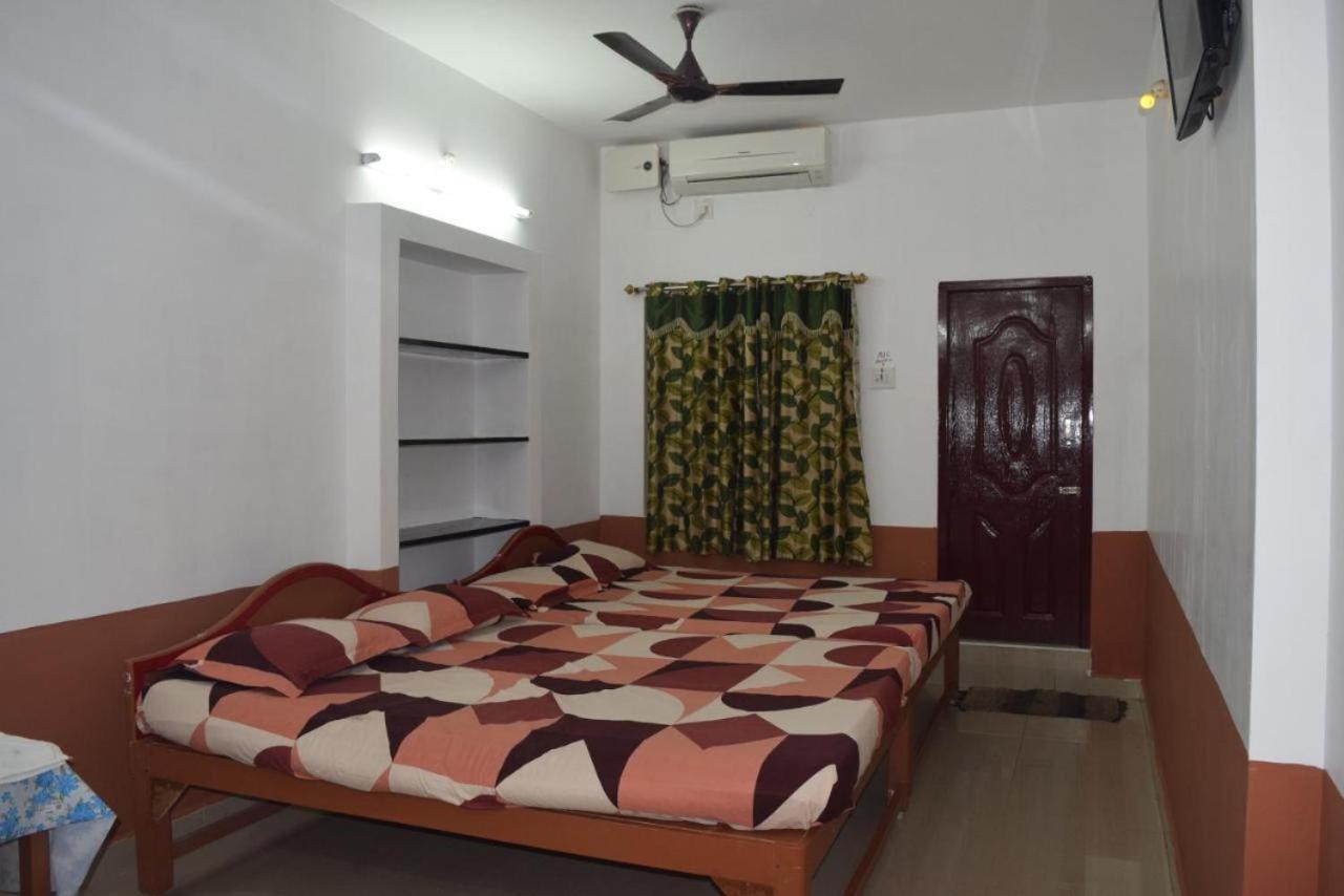 Velanganni Vinodth Homestay Exterior foto